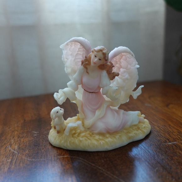 The Unbranded Brand Other - Seraphim Angel Classics Cecilia figurine- pink and gold accents details